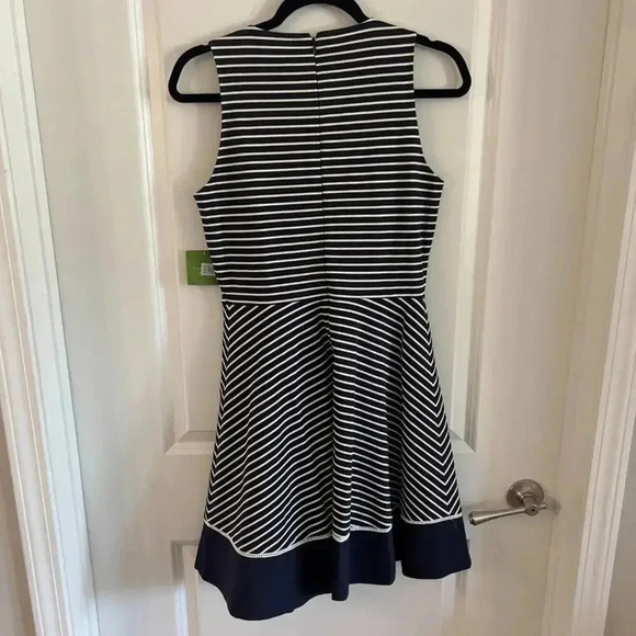 NWT Kate Spade Broome Street Stripe Ponte Dress – Size 4 - Picture 6 of 6